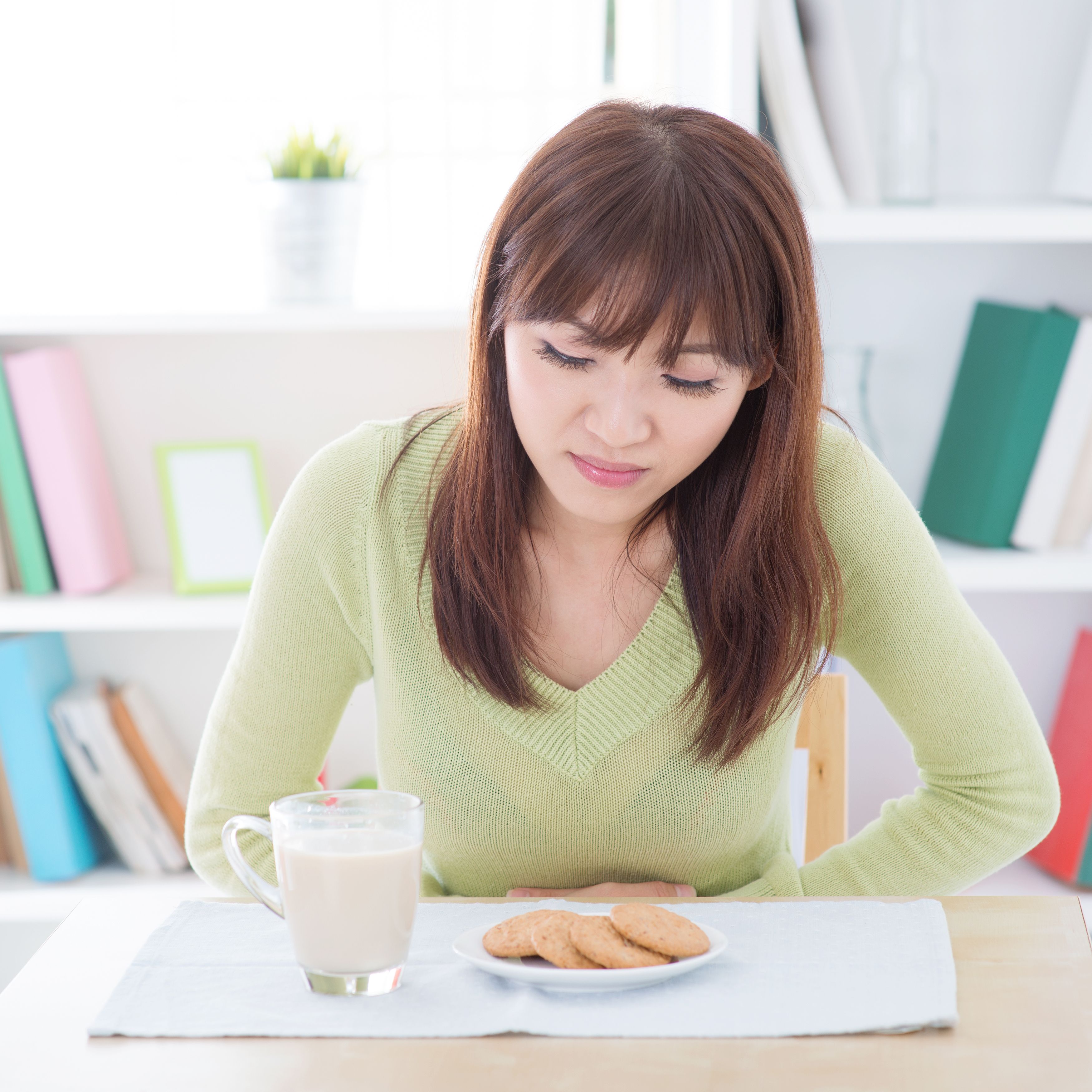 Know the common signs of indigestion