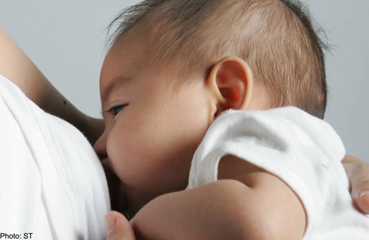 Alamak, Saya Rasa Tak Sihat! Bolehkah Saya Menyusu Anak?