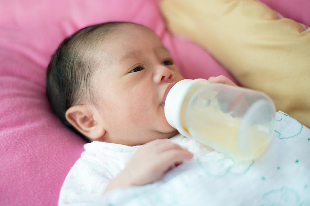 Apa yang Patut Anda Tahu Tentang Susu Ibu Perahan