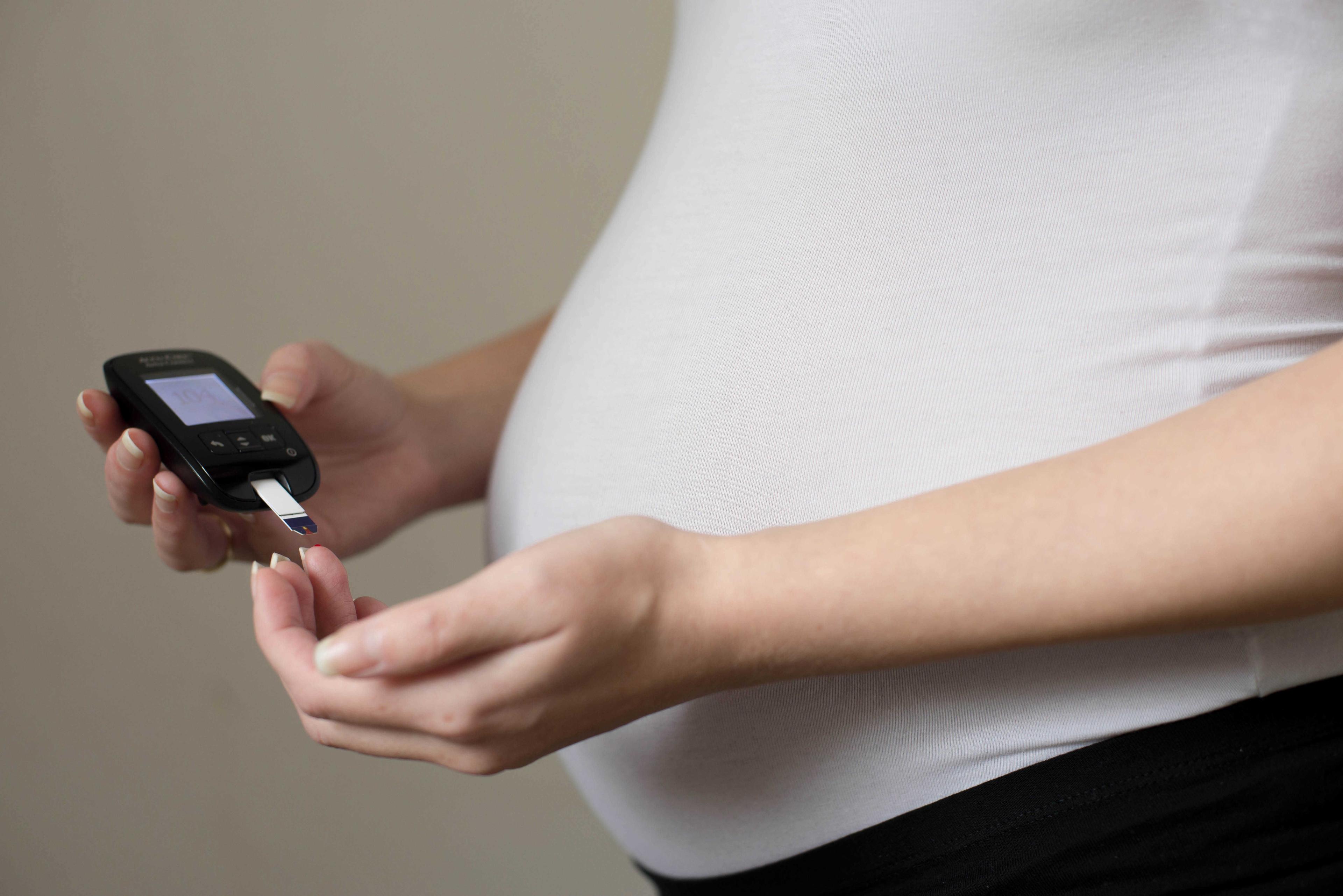 treat-gestational-diabetes-pregnant-women