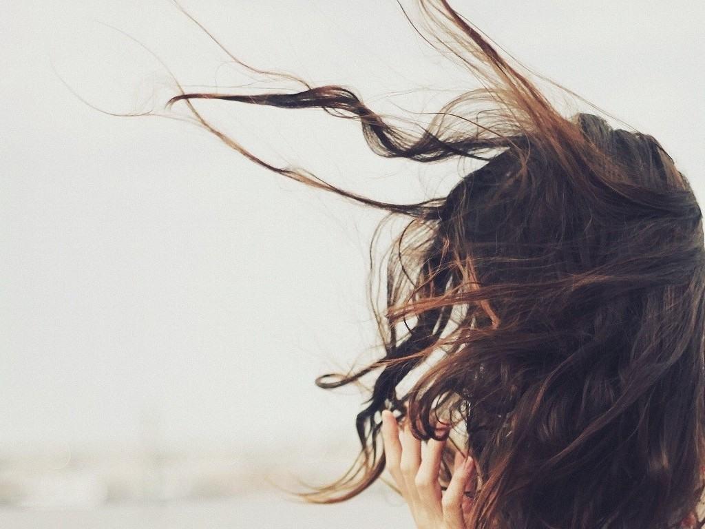 tip-penjagaan-rambut-berminyak-2