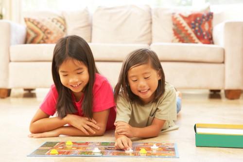 5 Tip Menguatkan Hubungan Adik-beradik Perempuan