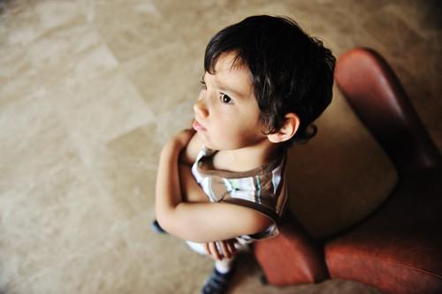 Orang Cakap Badan Anak Anda Berbau? Ini 5 Punca Dan Langkah Mengatasinya!