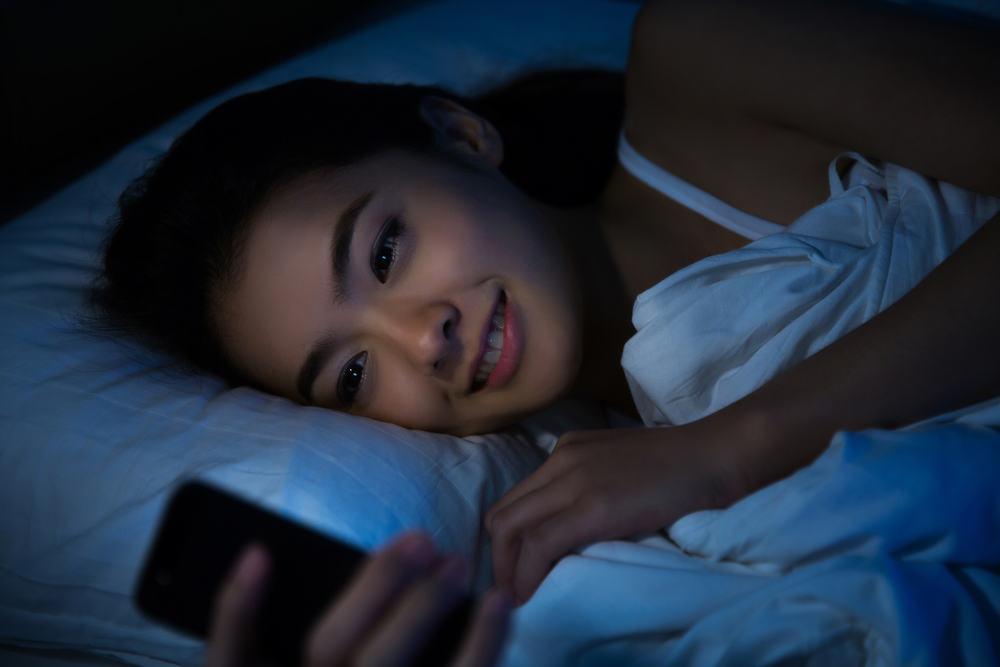 Waktu Sesuai Anak Anda Menjalin Hubungan Cinta