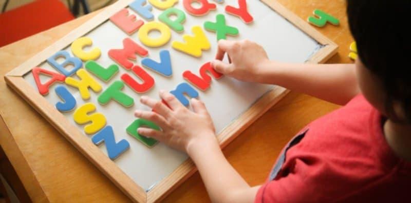 Disleksia, Benarkah Ia Akan Buat Individu Sukar Mengeja, Membaca & Menulis?