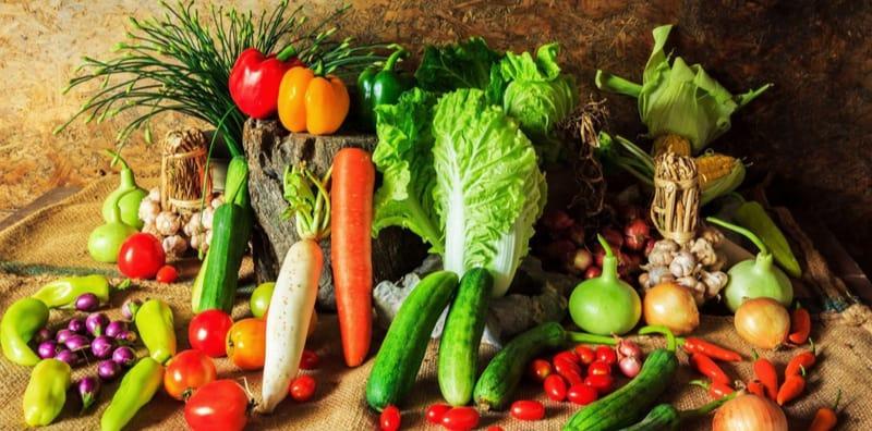 5 Jenis Makanan Yang Boleh Membantu Masalah Kulit Kering! Bawang Pun Ada?