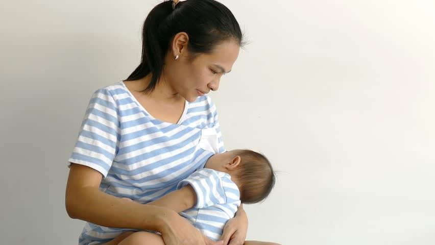 adakah-menyusu-sewaktu-berpuasa-selamat-untuk-ibu-dan-bayi