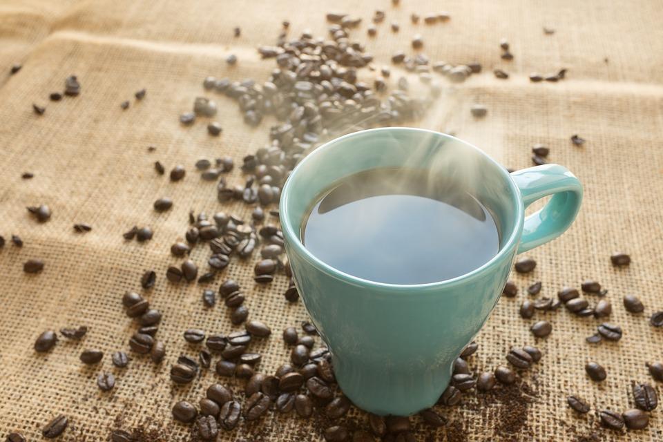 5 Tanda Anda Mungkin Penagih Kopi
