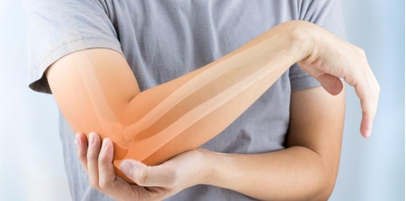 Anda Syak Patah Tulang Pangkal Lengan? Ini Langkah Awal Yang Perlu Buat!