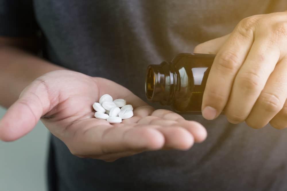 4 Tip Waktu Bila Anda Patut Ambil Vitamin Semasa Bulan Puasa, Jangan Risau Lagi!
