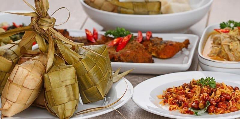 Boleh Makan Ketupat, Tapi Sila Ikut 5 Cara Pemakanan Sihat Di Hari Raya Ini Ya!