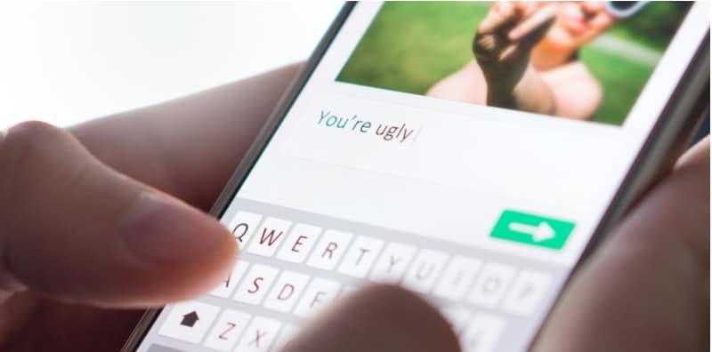 MENYEDIHKAN, Inilah Realiti Buli Siber Di Malaysia - Kena Hentikan Sebelum Parah!