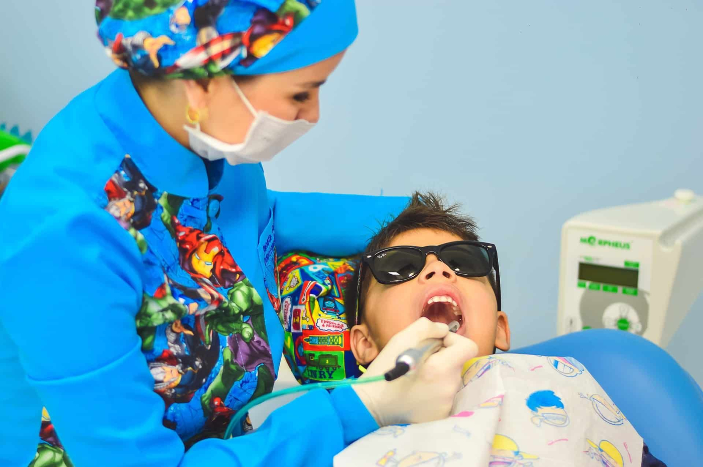 10 Tip Membawa Anak Autisme ke Klinik Gigi