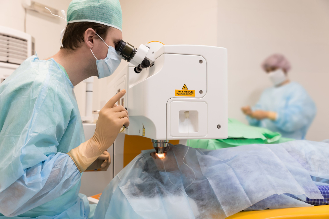 LASIK: Alternatif Bagi Masalah Rabun