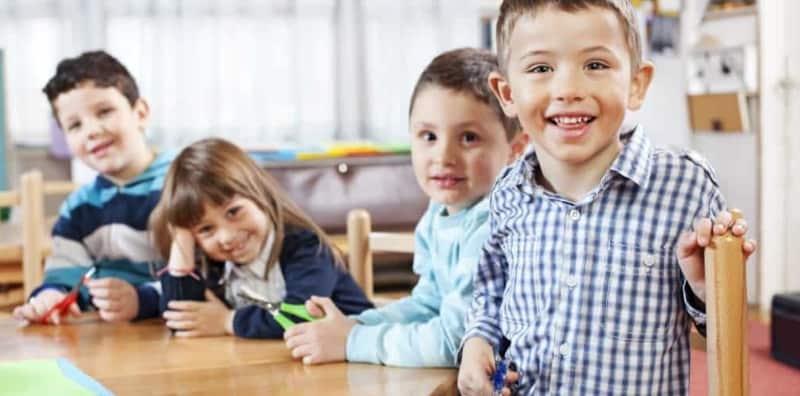 Bilakah Waktu Yang Sesuai Untuk Mula Hantar Anak Ke Tadika? Semak Dulu 7 Kemahiran Anak Ini!