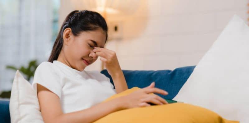 cara-mengeluarkan-sesuatu-dari-mata-anda