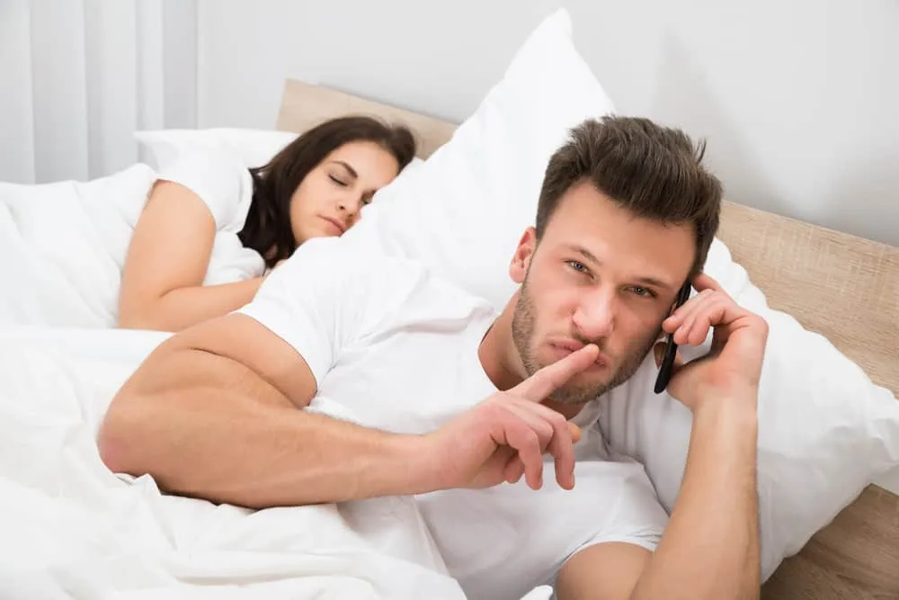 5 Sebab Kenapa Suami Cenderung Untuk Curang Semasa Isteri Hamil, Tak Kasihan Isteri Ke?