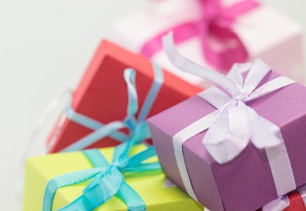 Pemberian Hadiah kepada Anak: Perlu atau Tidak?