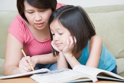 Mengapa Tulisan Tangan Penting untuk Anak Anda?