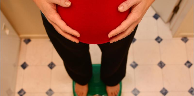 Berapa Berat Badan Yang Disyorkan Untuk Ibu Hamil? Kalau Terlebih, Adakah Berisiko Pada Bayi?