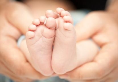 Apakah Punca Kecacatan Bayi yang Baharu Lahir?