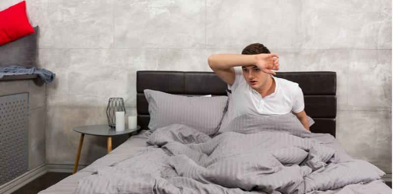 Badan Rasa Sejuk Tapi Berpeluh? Ini 13 Punca, Salah Satunya Sebab Masalah Jantung!