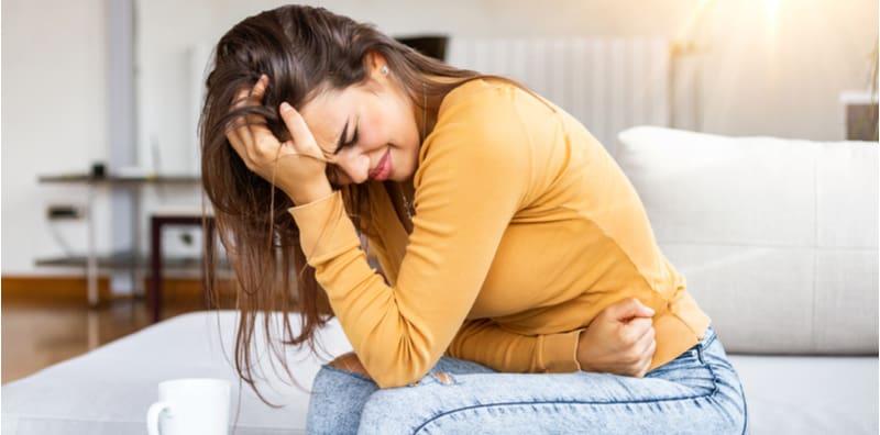 sakit-perut-sebelah-kanan-apakah-maknanya