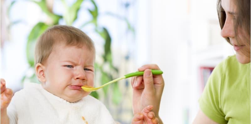 Bayi Dah Sedia Nak Makan? Sabar, Kenal Pasti Tanda Palsu Ini Dulu, Mungkin Si Manja Main-main
