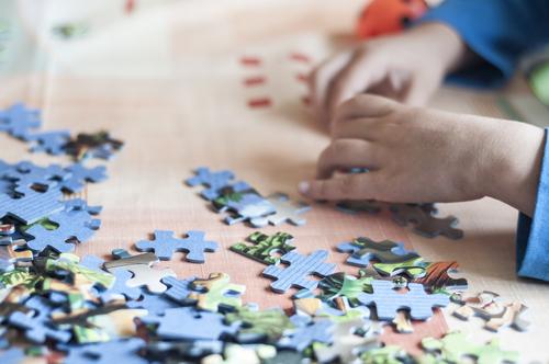 Manfaat “Jigsaw Puzzle” Terhadap Perkembangan Anak Anda