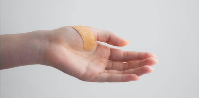 Kalau Alami Luka Kecil, Adakah Lebih Baik Untuk Membalut @ Biarkan Sahaja?