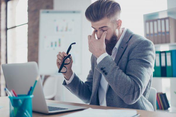 Mata Kering? Kenali Simptom Dan Puncanya