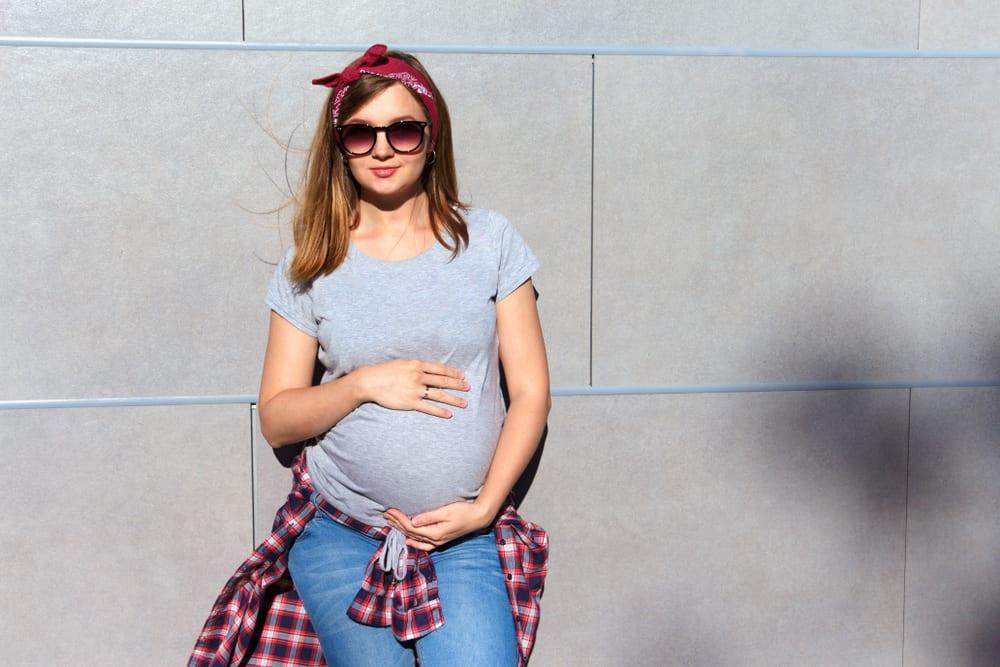bolehkah-ibu-hamil-pakai-pakaian-ketat
