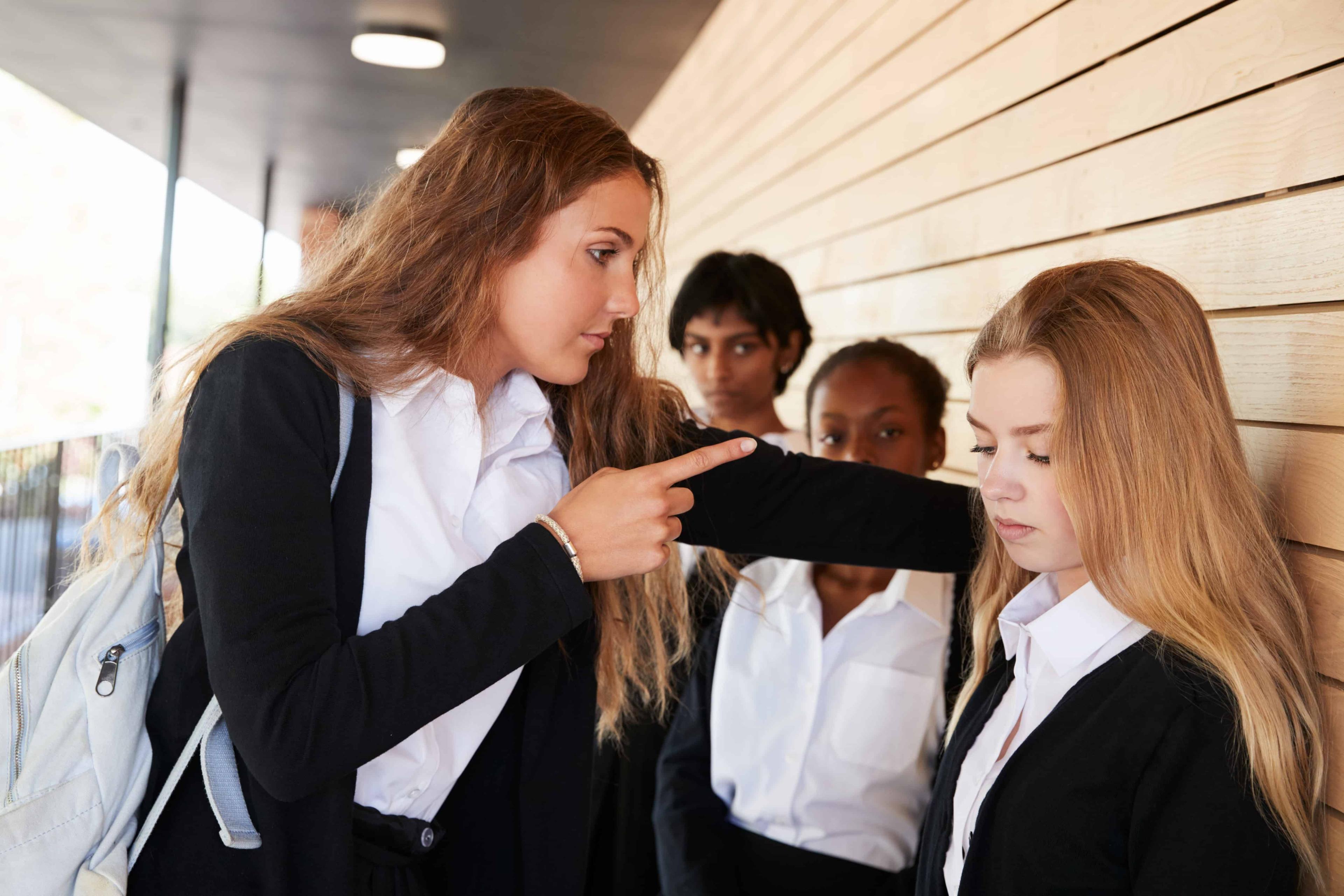 buli-perempuan-lebih-terkesan