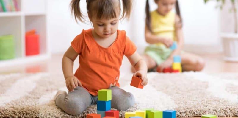 Lebihkan Aktiviti Fizikal, Kurangkan Masa Di Skrin Jika Ingin Anak Membesar Dengan Sihat!