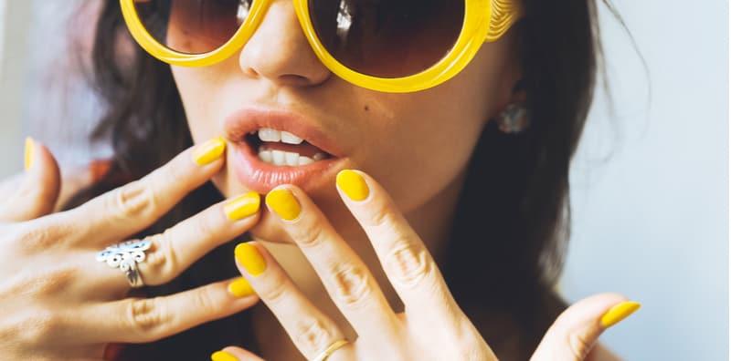 Oh! Kuku Jadi Kuning Bukan Sebab Kerap Pakai Pengilat Saja, Ada Lagi Punca Lain