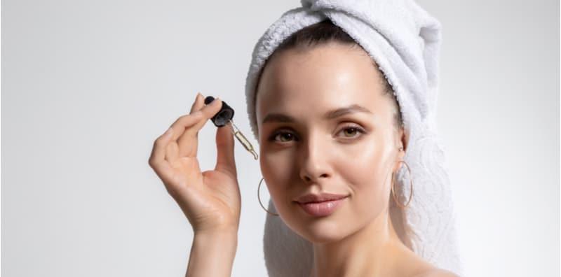 serum-muka-penting-dalam-rutin-kecantikan