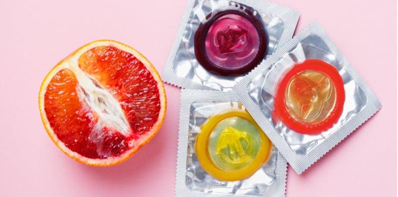 2 Sebab Kenapa Ada Kondom Berperisa Untuk Anda, Bukan Suka-Suka Cipta Ya!
