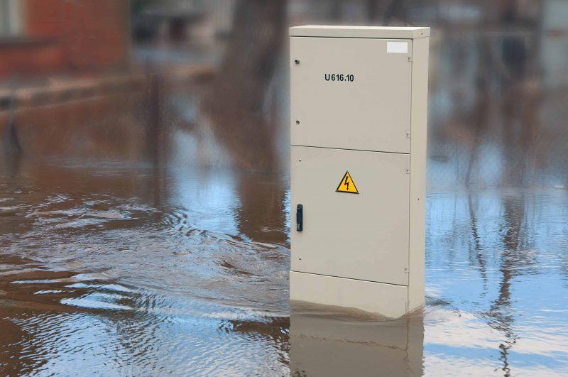 Elak Terkena Renjatan Elektrik Semasa Musim Banjir