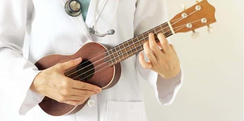 Apa Itu Terapi Muzik? Ini Rupanya Kesannya Terhadap Fizikal & Mental Si Manja!