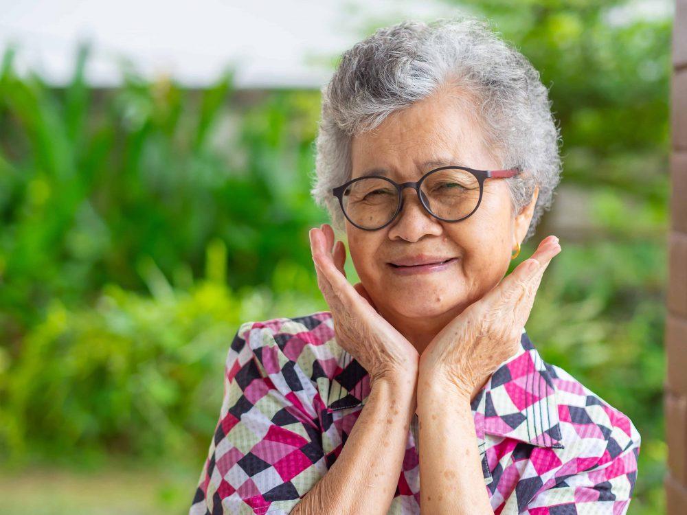 penuaan-semakin-tua-semakin-bahagia