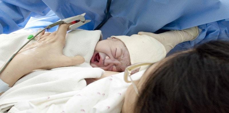 Bolehkah Ibu Bersalin Normal Setelah Bersalin Czer (VBAC)? Ambil Tahu Risiko Ini Dulu