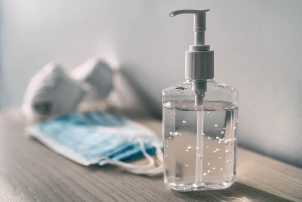 Susah Nak Dapat Stok Hand Sanitizer? Boleh Buat Sendiri Di Rumah Dengan 3 Bahan Saja