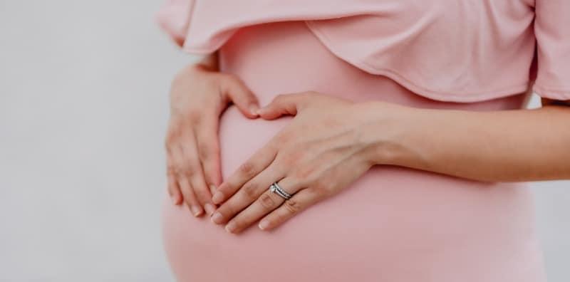 Tempoh Hamil 40 Minggu, Ini Sebab Mengapa Ibu Perlu Lahirkan Anak Cukup Bulan!