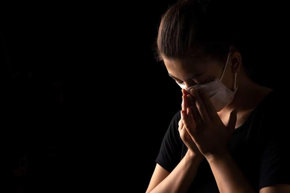 COVID Akhirnya Ragut 2 Nyawa, Orang Tua Lebih Berisiko? INI Sebab Kena Elak Perhimpunan Besar