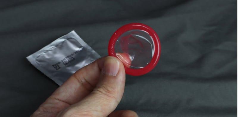 Alah Pada Kondom Getah? Cuba Guna Kondom Plastik! Ada Banyak Kelebihannya