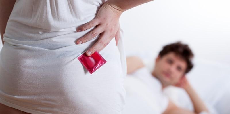 Bila Isteri Tidak Suka Bersetubuh Guna Kondom, Apa 5 Perkara Encik Suami Perlu Buat?