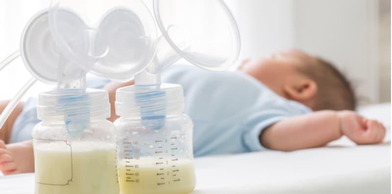 Susu Ibu Dipam Boleh Expired Ke? Ini 5 Tanda Ia Sudah Tidak Elok, Jangan Beri Pada Si Manja