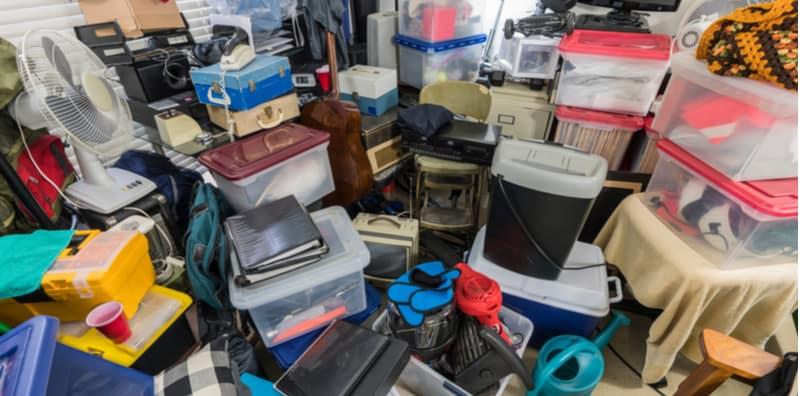 Suka Simpan Barang Lama Yang Tak Berguna Hingga Penuh Rumah? Ini Tanda SAKIT MENTAL