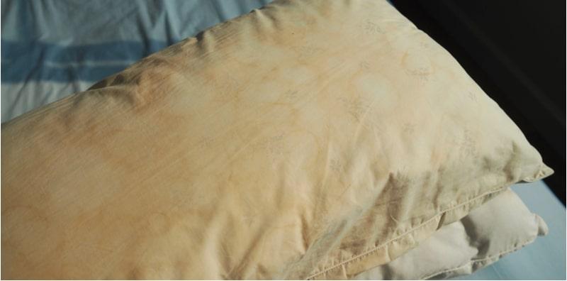 Buat Anda Yang Sayang Sangat Dengan Bantal Busuk, AWAS Dengan 7 Perkara Ini!