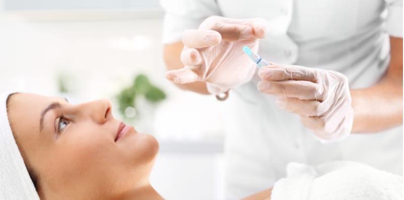 Mahu Kelihatan Cantik Hingga Sanggup Cucuk Vitamin C? Hentikan! Bahaya Untuk Kesihatan